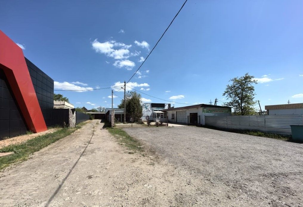 торговое помещение р-н Сальский г Сальск ул Новостройка 6а/8 Сальское городское поселение фото 4