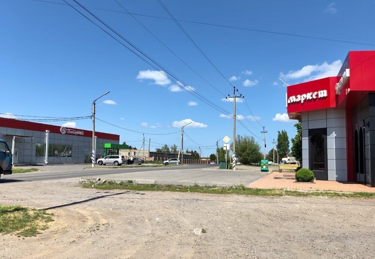 торговое помещение р-н Сальский г Сальск ул Новостройка 6а/8 Сальское городское поселение фото 3