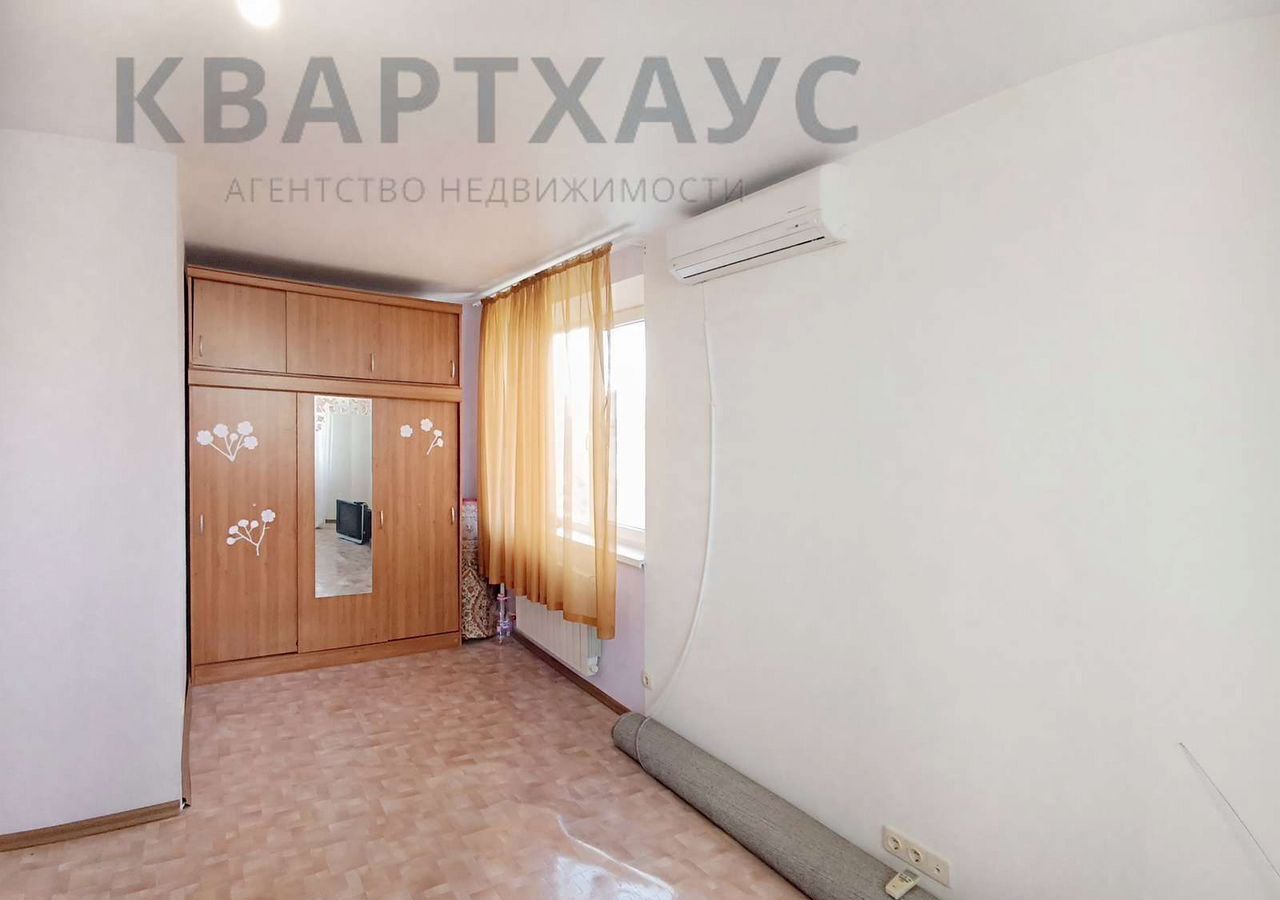 квартира г Волгоград р-н Дзержинский ул Космонавтов 39 фото 4