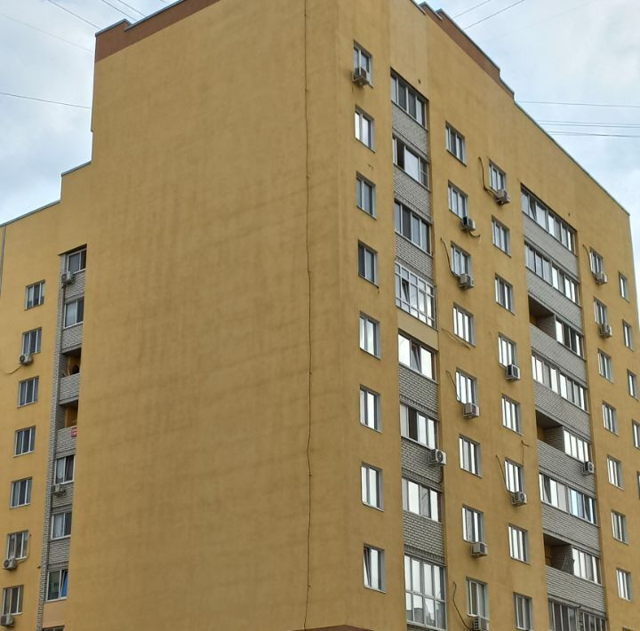 квартира г Саратов р-н Заводской ул им Николая Чихарева 10д ЖК «Радуга» фото 2