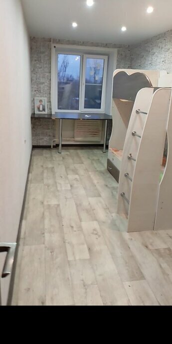 квартира р-н Комсомольский г Комсомольск ул Зайцева 11 фото 1