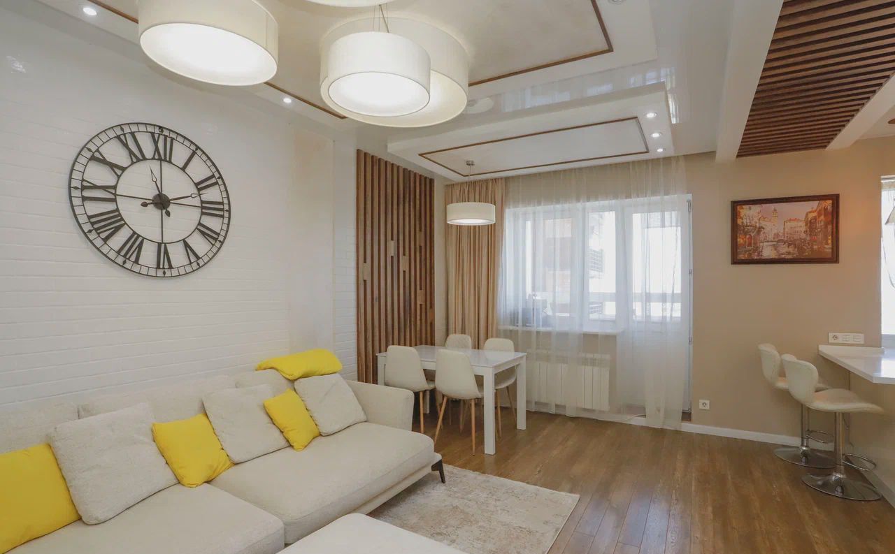 квартира г Иркутск р-н Правобережный ул Киренская 55/1 фото 1