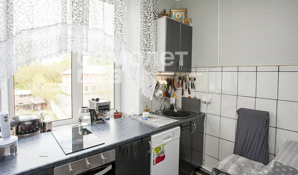 квартира г Кемерово р-н Кировский ул Назарова 4 фото 16