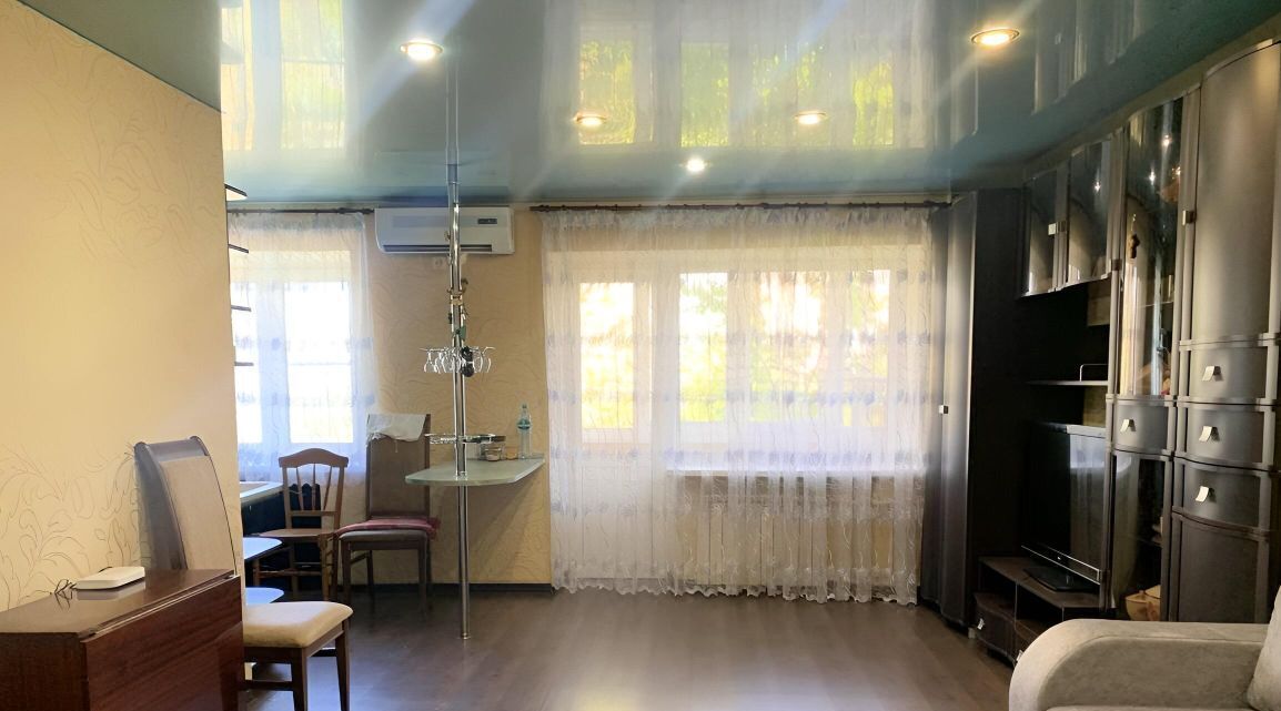 квартира г Волгоград р-н Ворошиловский ул им. Циолковского 3а фото 4