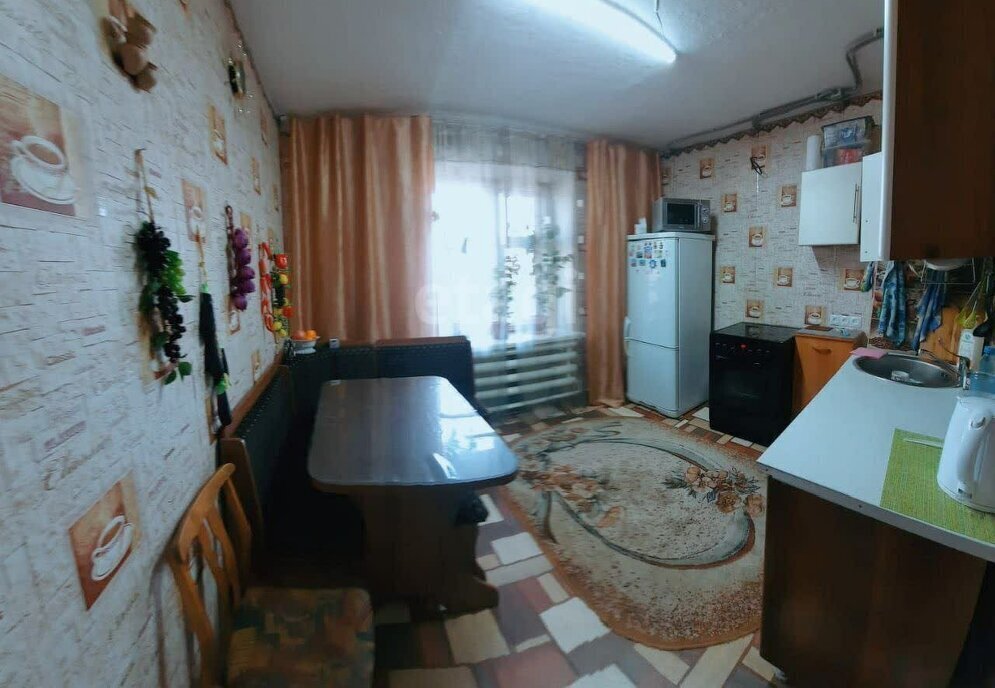 дом г Абакан улица Баландиной фото 2