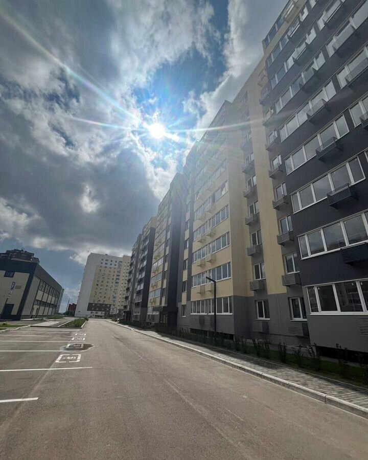 квартира г Тольятти р-н Автозаводский б-р Приморский пр-кт Московский ЖК «Юго Западный» поз. 2, ул. Строителей фото 1