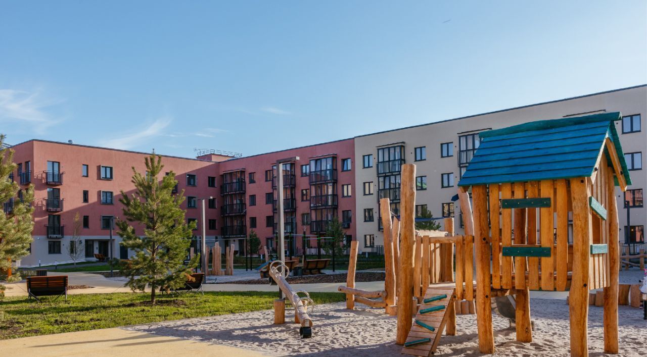 квартира г Тюмень р-н Калининский ул Александра Звягина 10 фото 14