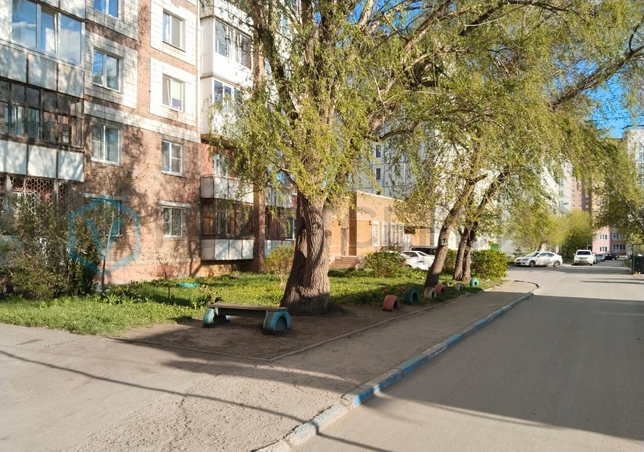 квартира г Омск р-н Центральный ул Средняя 7 фото 14