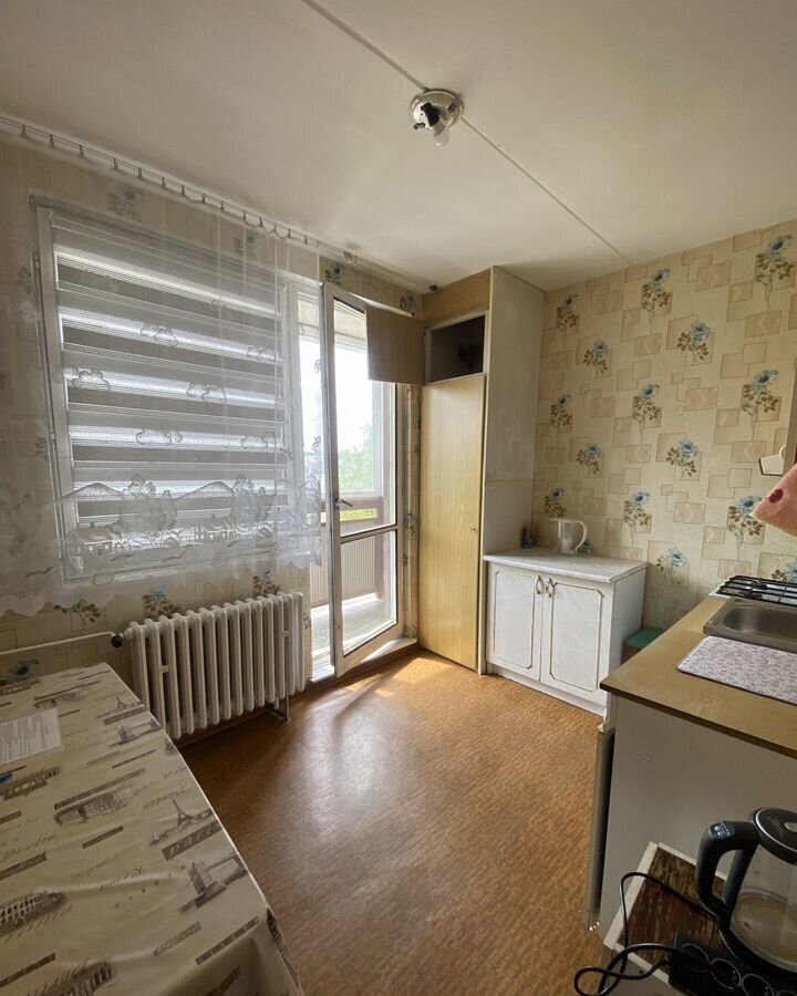 квартира г Камышин ул Базарова 142 фото 12