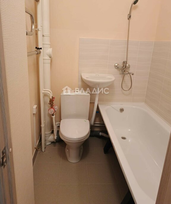 квартира г Бийск ул Михаила Митрофанова 2/1 фото 7
