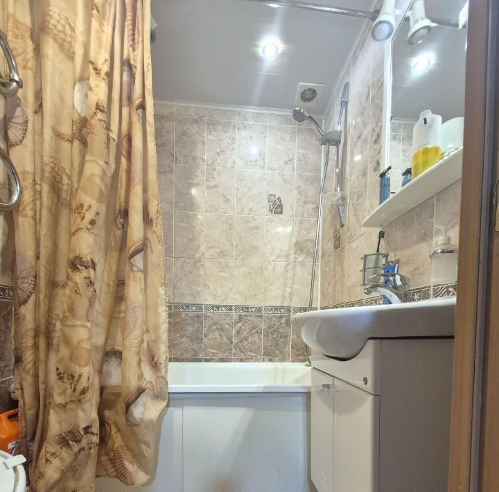 квартира г Тольятти р-н Автозаводский 19 квартал ул Тополиная 22 фото 23