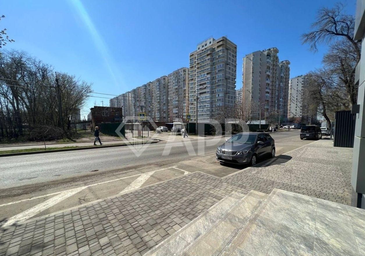 торговое помещение г Краснодар р-н Прикубанский ул им. Александра Покрышкина 21 фото 7