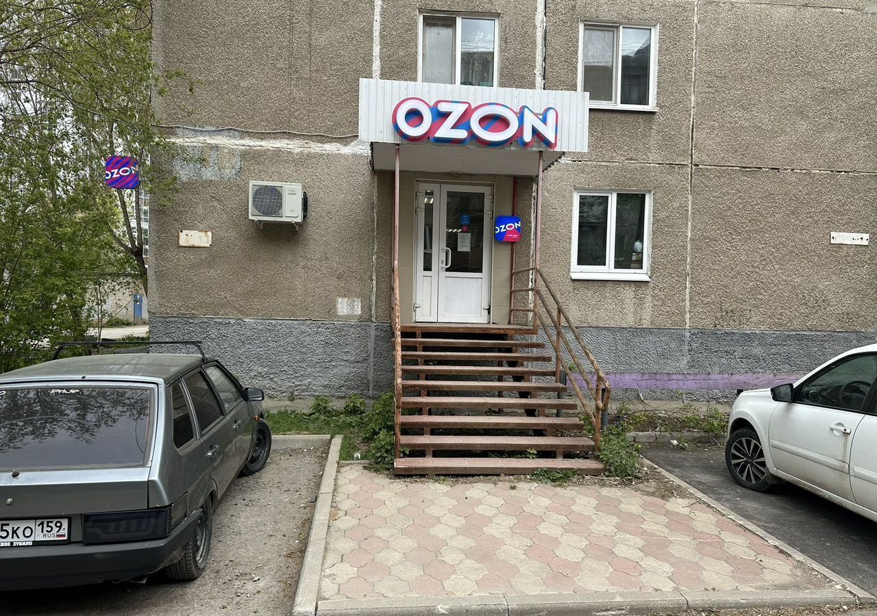торговое помещение г Пермь р-н Свердловский ул Гусарова 18 фото 1