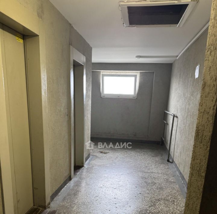 комната г Старый Оскол микрорайон Молодогвардеец 1 фото 6