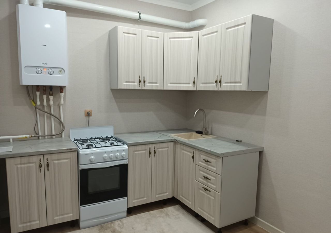 квартира г Астрахань р-н Советский ул 3-я Рыбацкая 7ак/3 фото 1