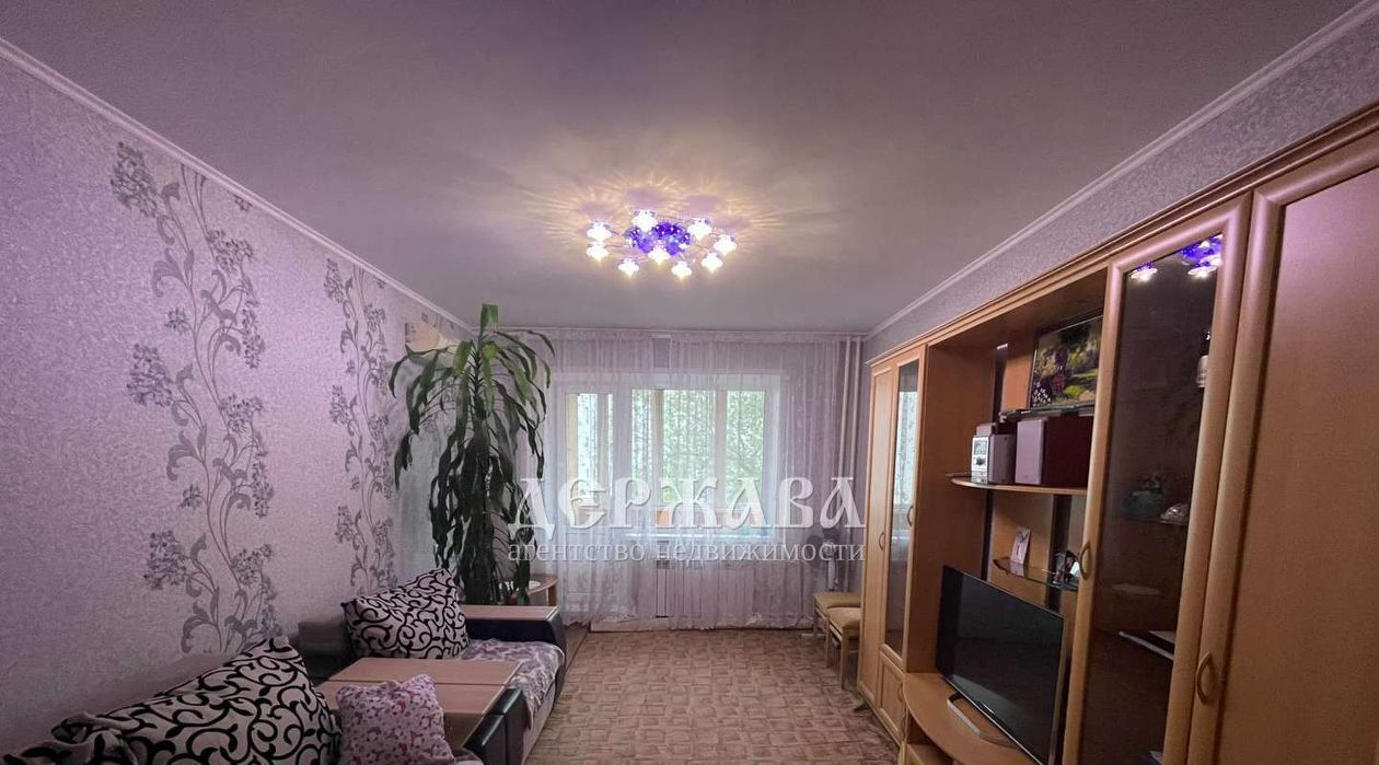 квартира г Старый Оскол Северный микрорайон 15 фото 2