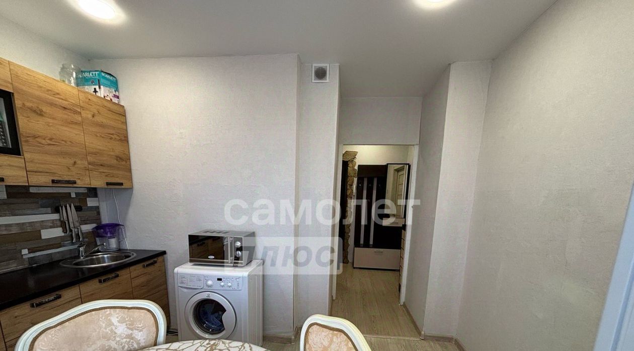 квартира г Омск р-н Центральный ул 33-я Северная 122 фото 7