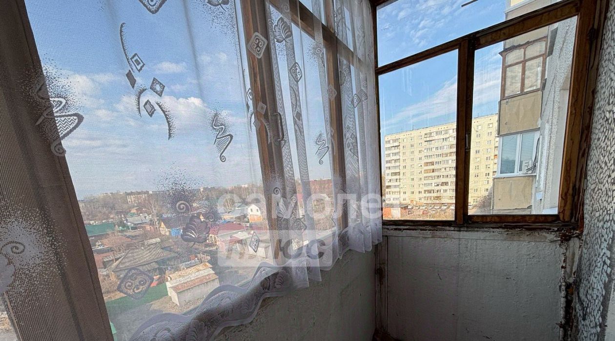квартира г Омск р-н Центральный ул 33-я Северная 122 фото 12