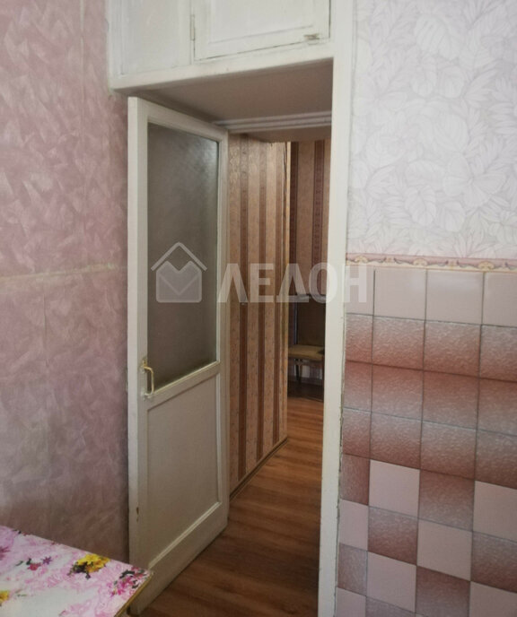 квартира г Омск Привокзальный ул Карбышева 42 фото 5