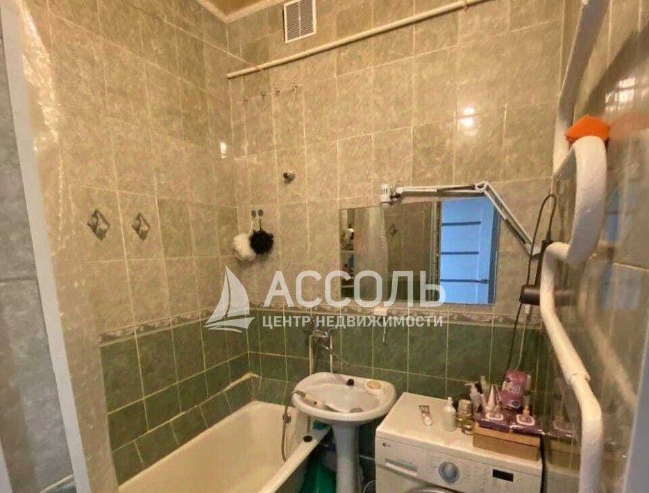 квартира г Омск р-н Кировский ул Ялтинская 45а фото 8