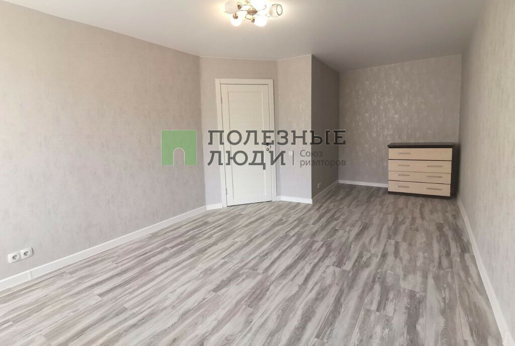 квартира г Красноярск р-н Октябрьский ул Академика Киренского 13а фото 3