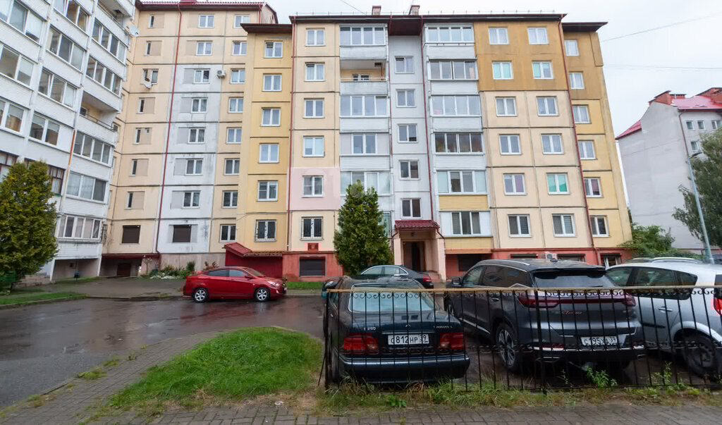 квартира г Калининград р-н Центральный ул Маршала Борзова 97 фото 2