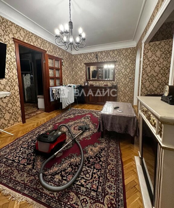 квартира г Краснодар р-н Центральный ул им. Хакурате 4 фото 1