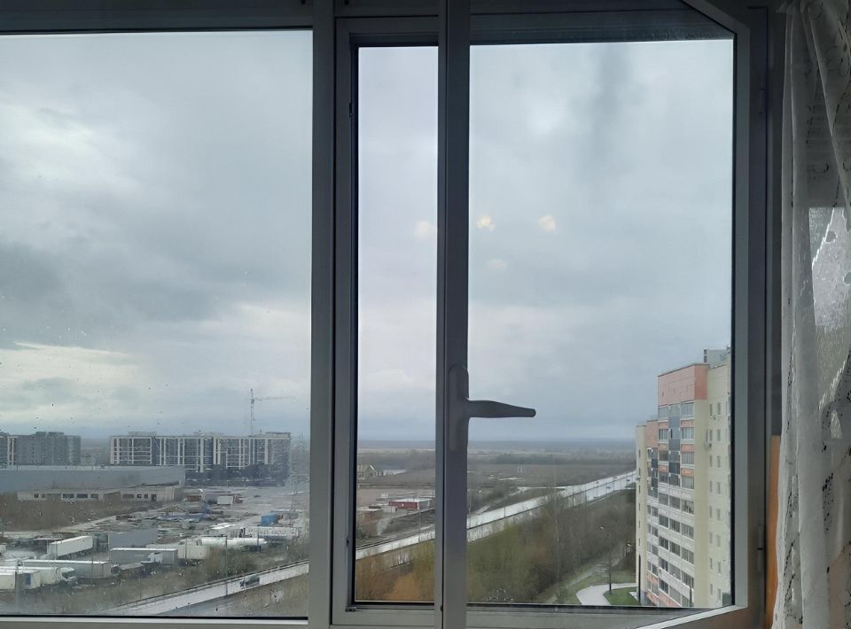 квартира г Пермь р-н Дзержинский ул Маяковского 41а фото 1