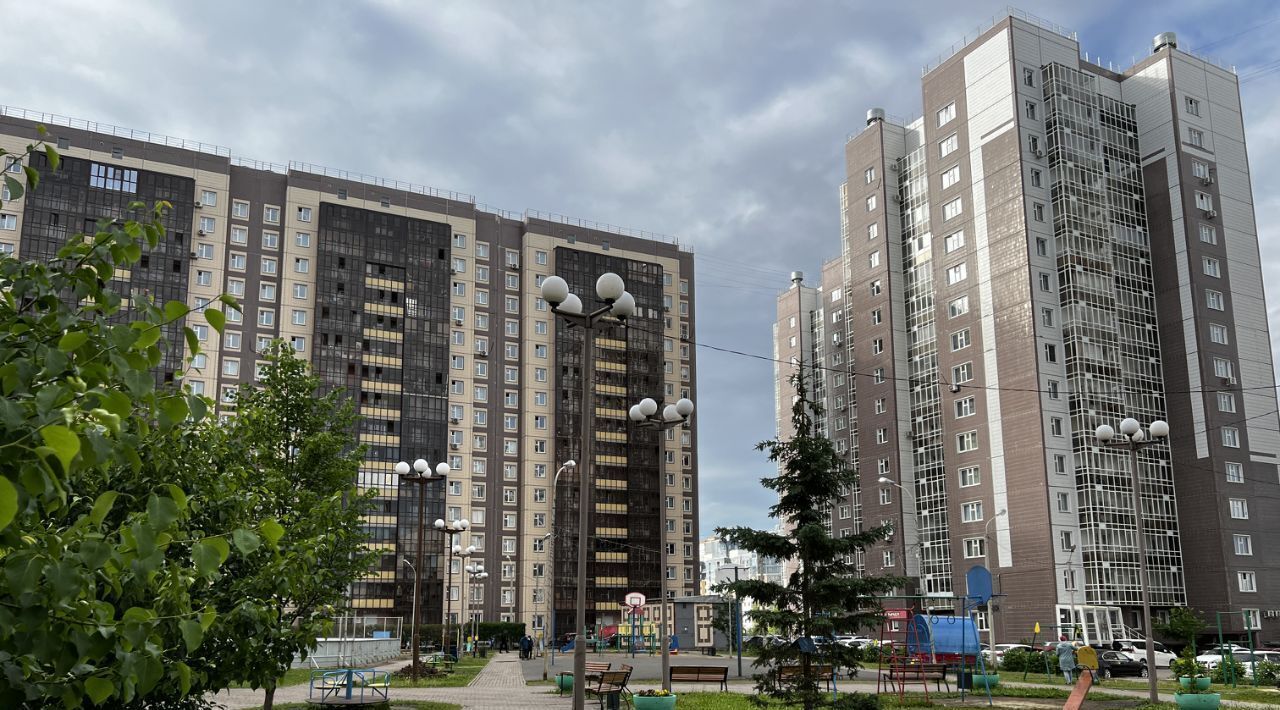 квартира г Красноярск р-н Центральный ул Петра Подзолкова 5 фото 1