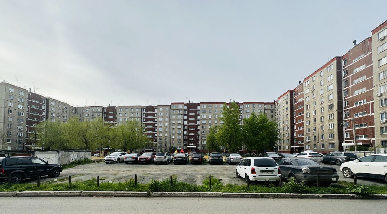 квартира г Челябинск р-н Тракторозаводский пер Мамина 6 фото 2