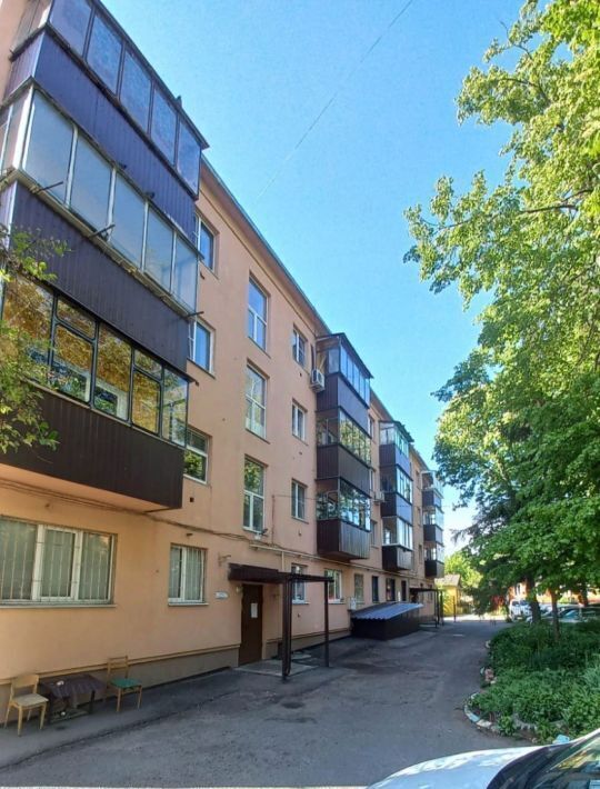 квартира г Курск р-н Центральный ул Димитрова 9 фото 1