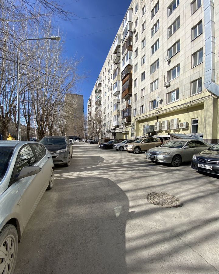 квартира г Тюмень р-н Центральный ул Республики 94 фото 17