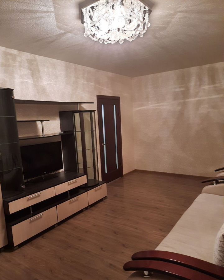 квартира г Ульяновск р-н Засвияжский пр-кт Хо Ши Мина 13 фото 1