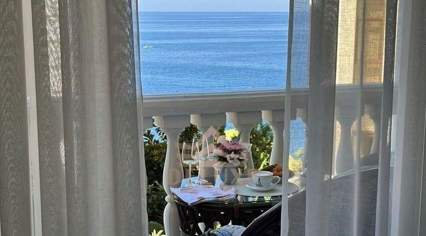 квартира г Алушта с Рыбачье ул Прибрежная 1к/17 фото 1