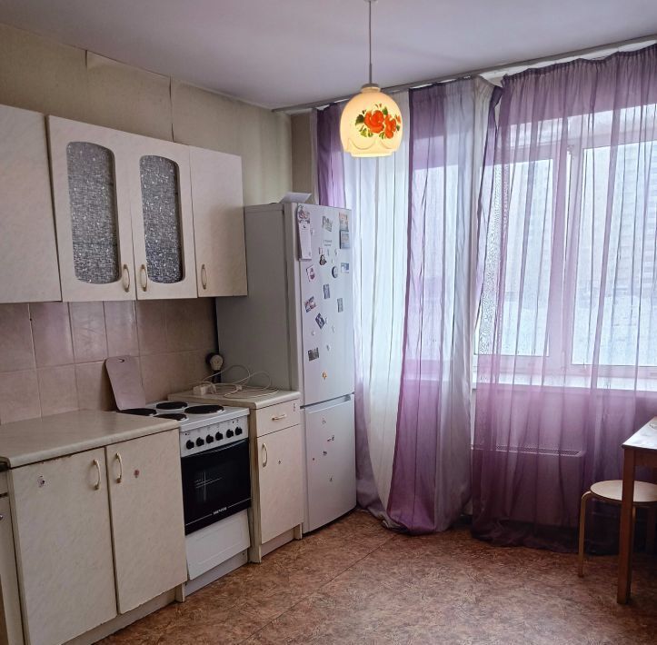 квартира г Омск р-н Кировский ул 3-я Енисейская 32/2 фото 1