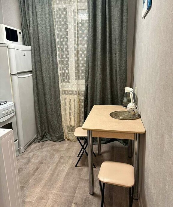 квартира г Волгоград р-н Тракторозаводский ул им. Салтыкова-Щедрина 39 фото 10