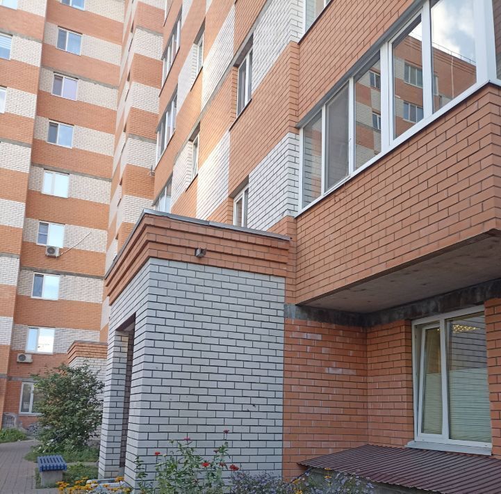 квартира г Ульяновск р-н Заволжский пр-кт Генерала Тюленева 10 фото 1