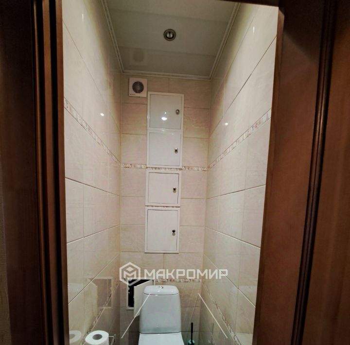 квартира г Сургут 9-10-й микрорайон ул Просвещения 43 фото 3