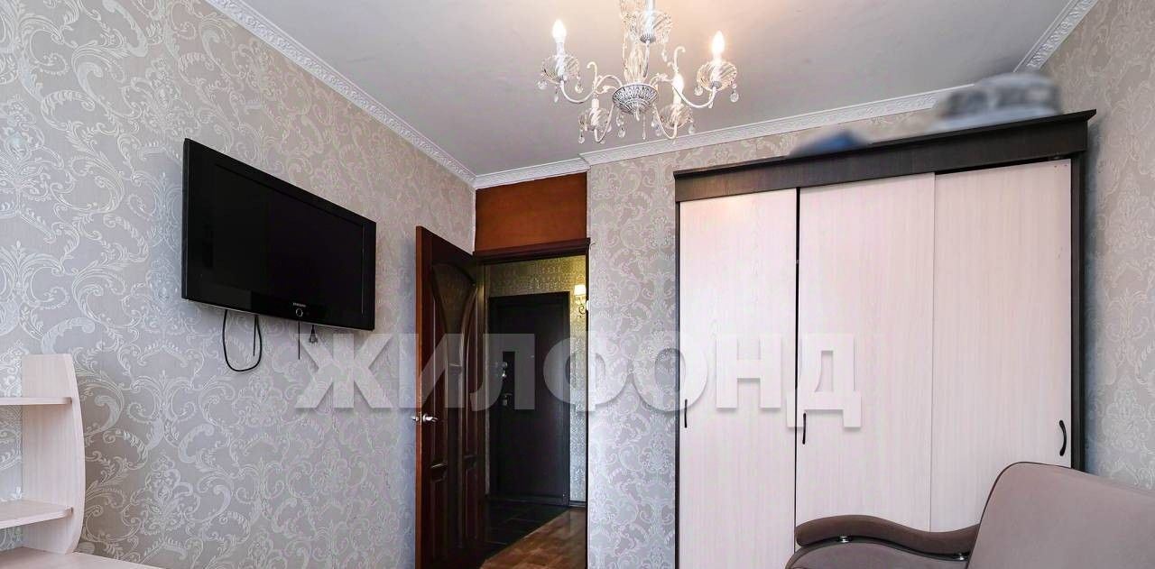 квартира г Новосибирск Золотая Нива ул Доватора 35 фото 15