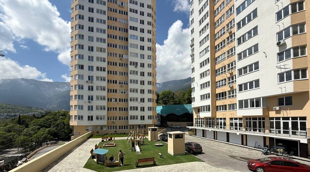 квартира г Ялта ул Кирова 155ак/2 фото 1