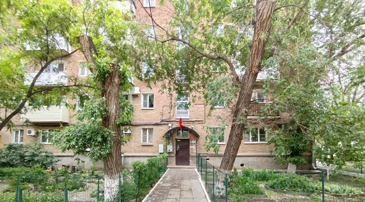 квартира г Астрахань р-н Ленинский пл Вокзальная 3/41 фото 19