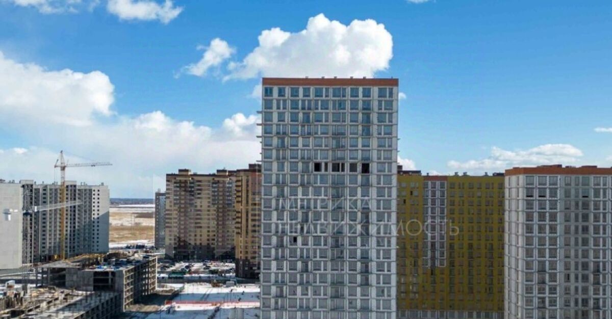 квартира г Тюмень р-н Ленинский ул Юрия Рогачева 9к/2 фото 3