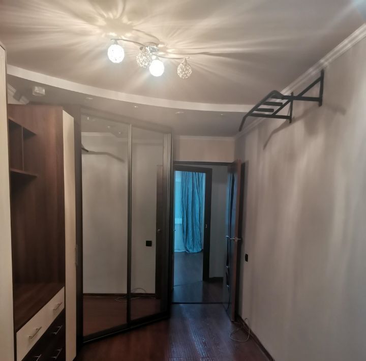 квартира г Омск р-н Центральный ул 24-я Северная 210 фото 9