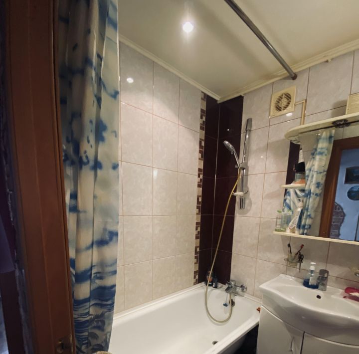 квартира г Челябинск р-н Тракторозаводский ул Кудрявцева 32а фото 10