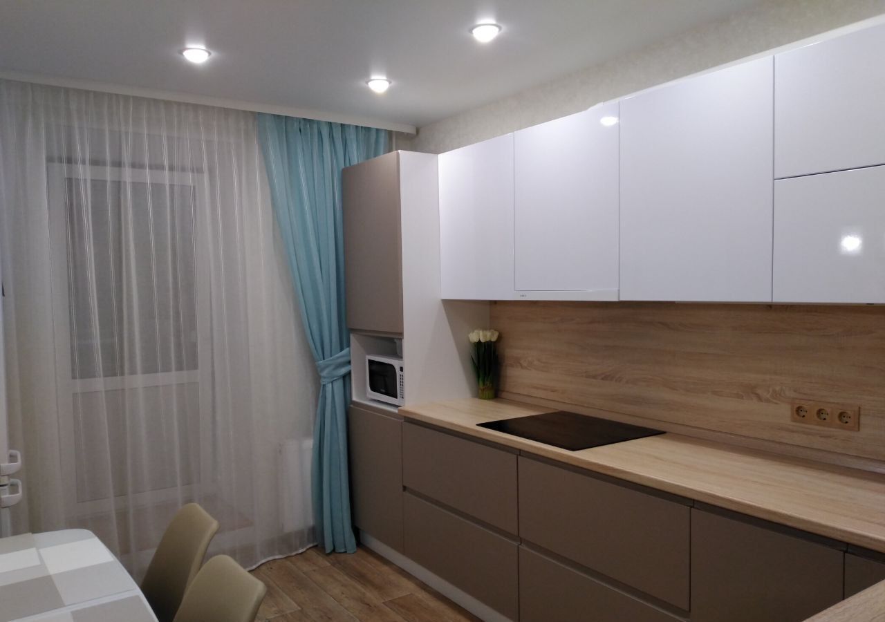 квартира г Пермь р-н Орджоникидзевский ул Карбышева 41 фото 1