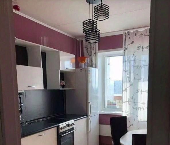 квартира г Тольятти р-н Автозаводский ул Фрунзе 10б фото 1