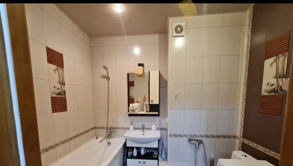 квартира г Астрахань р-н Ленинский ул Медиков 3к/2 фото 4