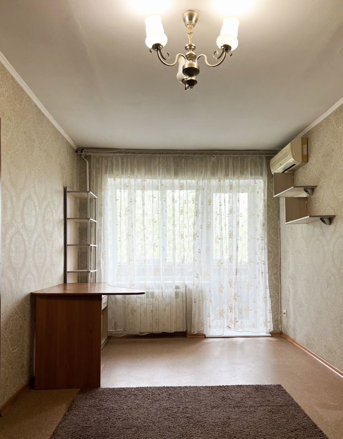 квартира г Тольятти р-н Центральный ул Чуковского 1 фото 1