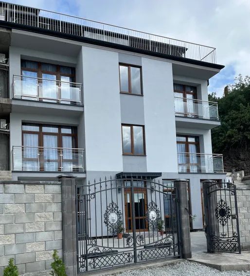 комната г Алушта п Семидворье ул Им. Профессора Свиргуненко 2а фото 13