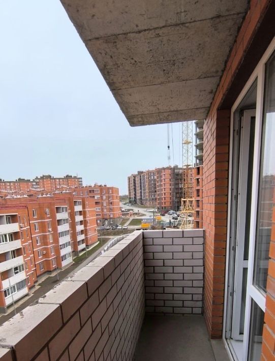 квартира г Волгоград р-н Кировский ул им. старшего лейтенанта Токарева 11 фото 10